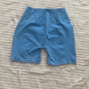 Alphalete Amplify Shorts - Size M, Washed Denim